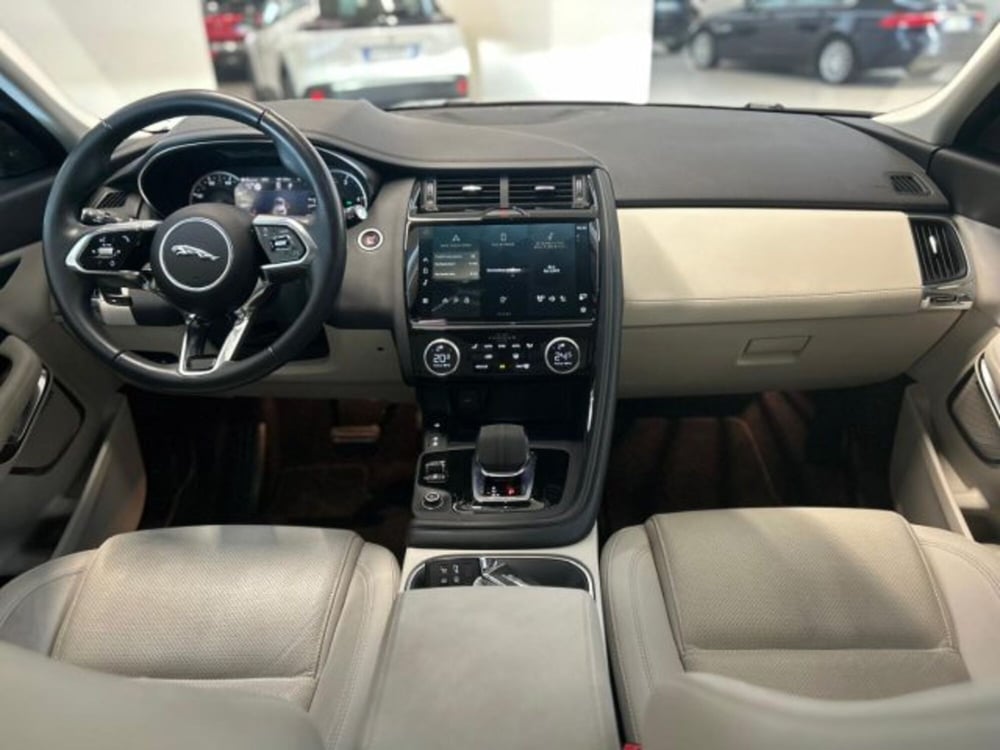 Jaguar E-Pace usata a Modena (8)