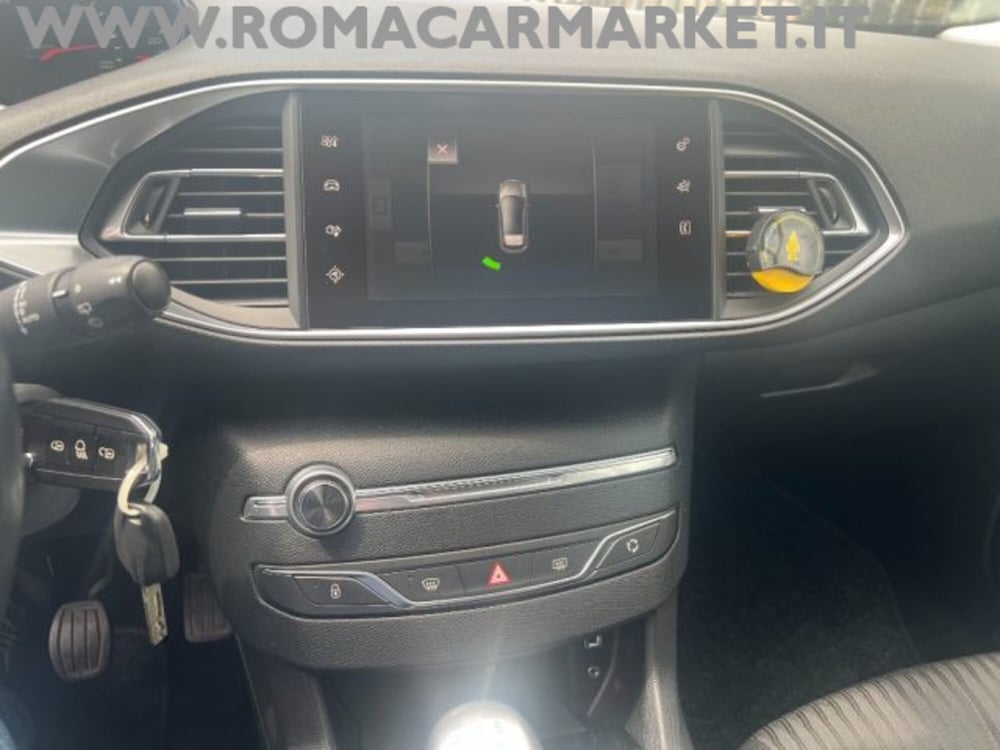 Peugeot 308 usata a Roma (11)