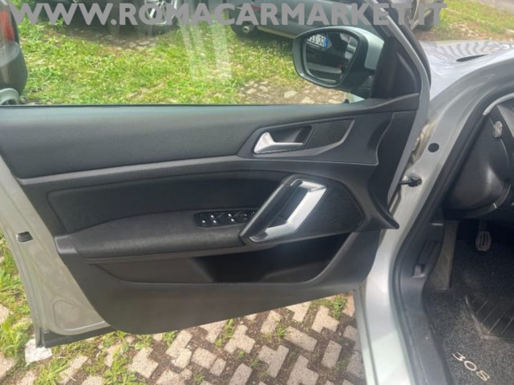 Peugeot 308 usata a Roma (9)
