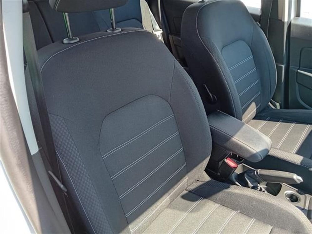 Dacia Duster usata a Firenze (11)
