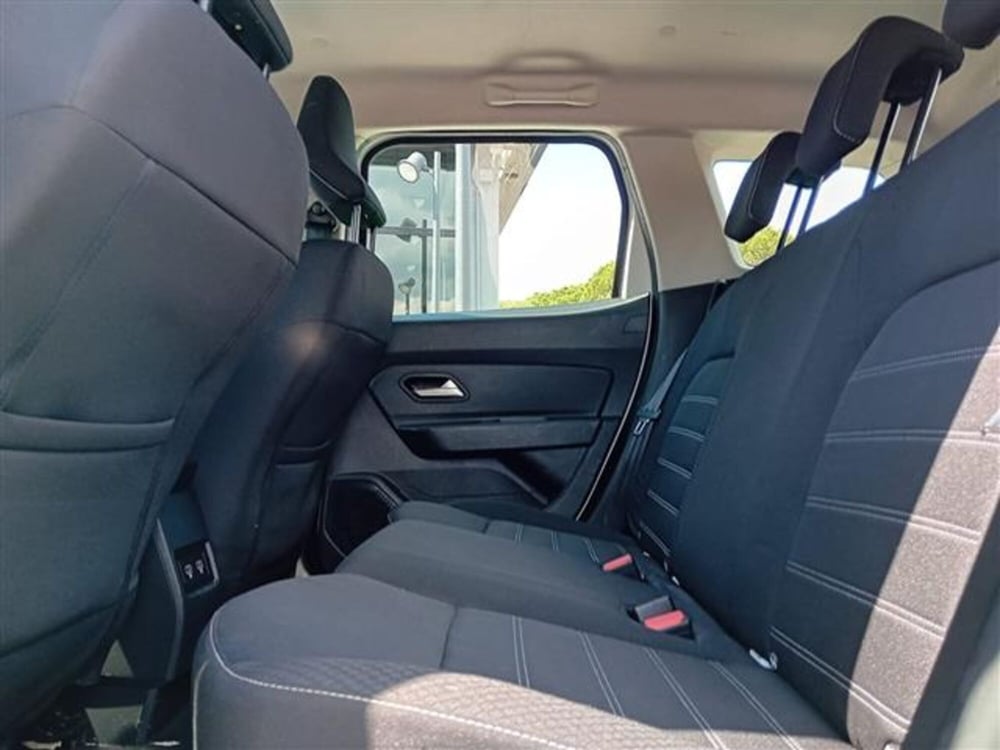 Dacia Duster usata a Firenze (13)