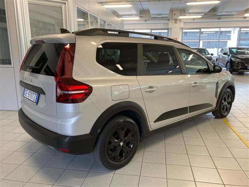 Dacia Jogger usata a Brescia (7)