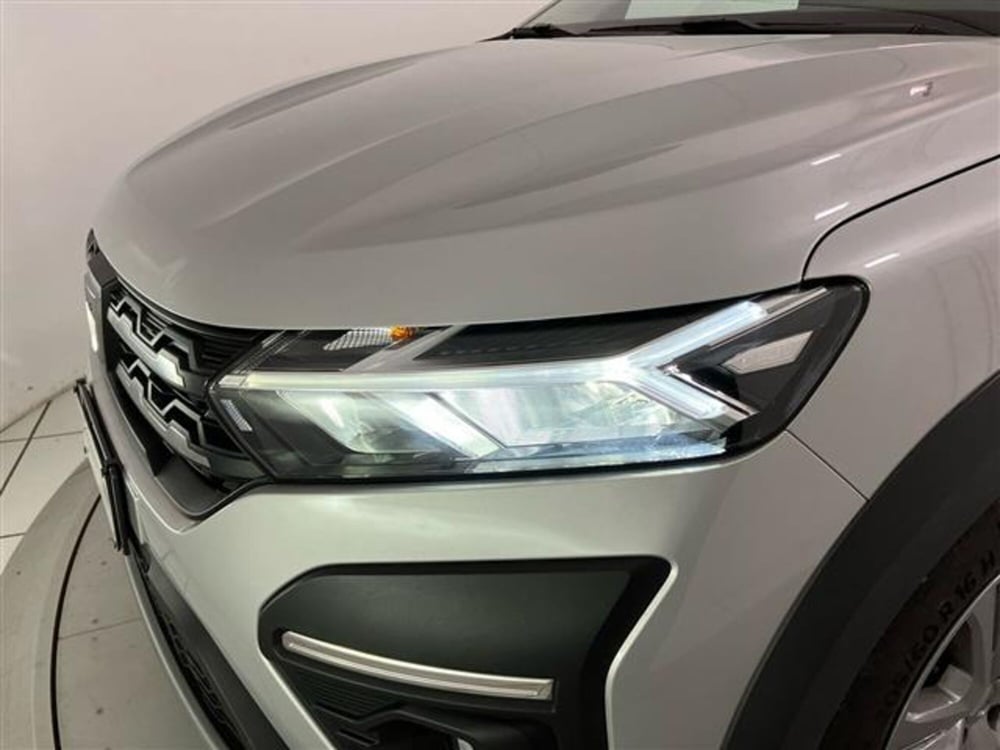 Dacia Jogger usata a Como (7)