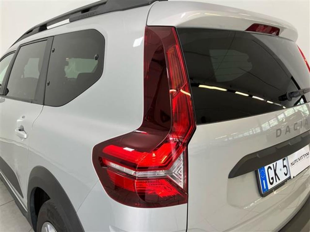 Dacia Jogger usata a Como (8)