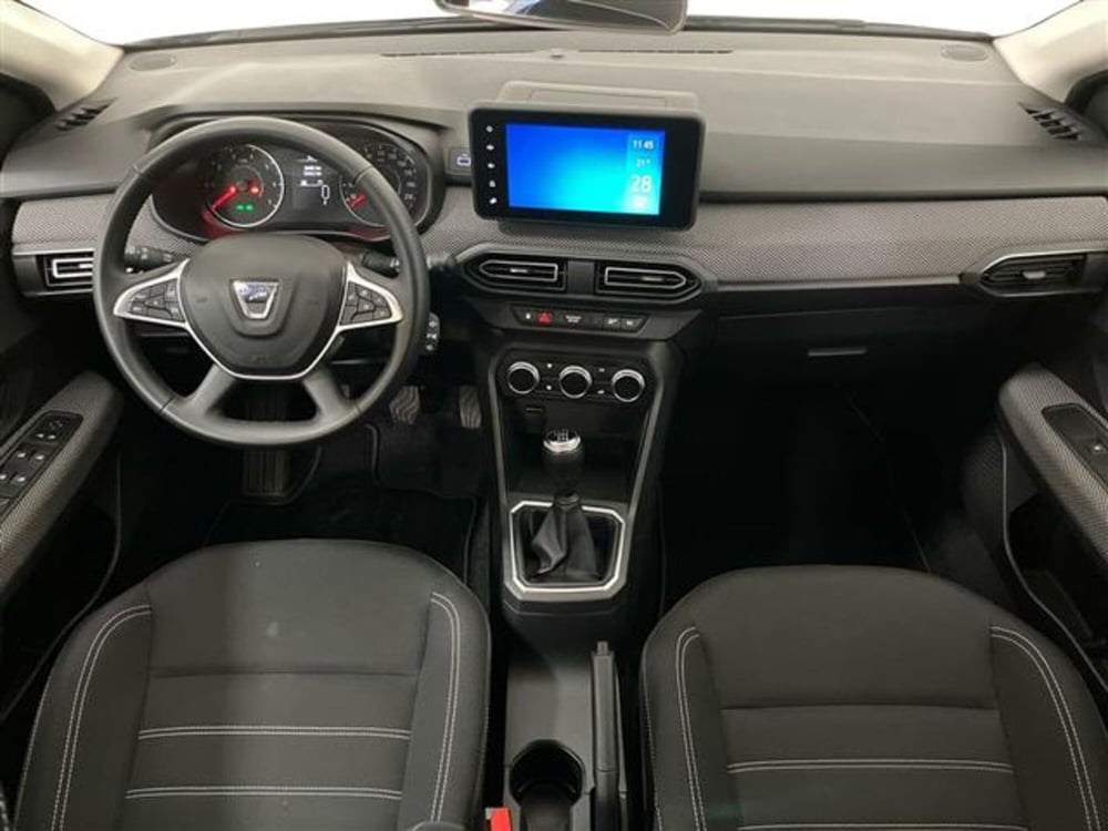 Dacia Jogger usata a Como (9)