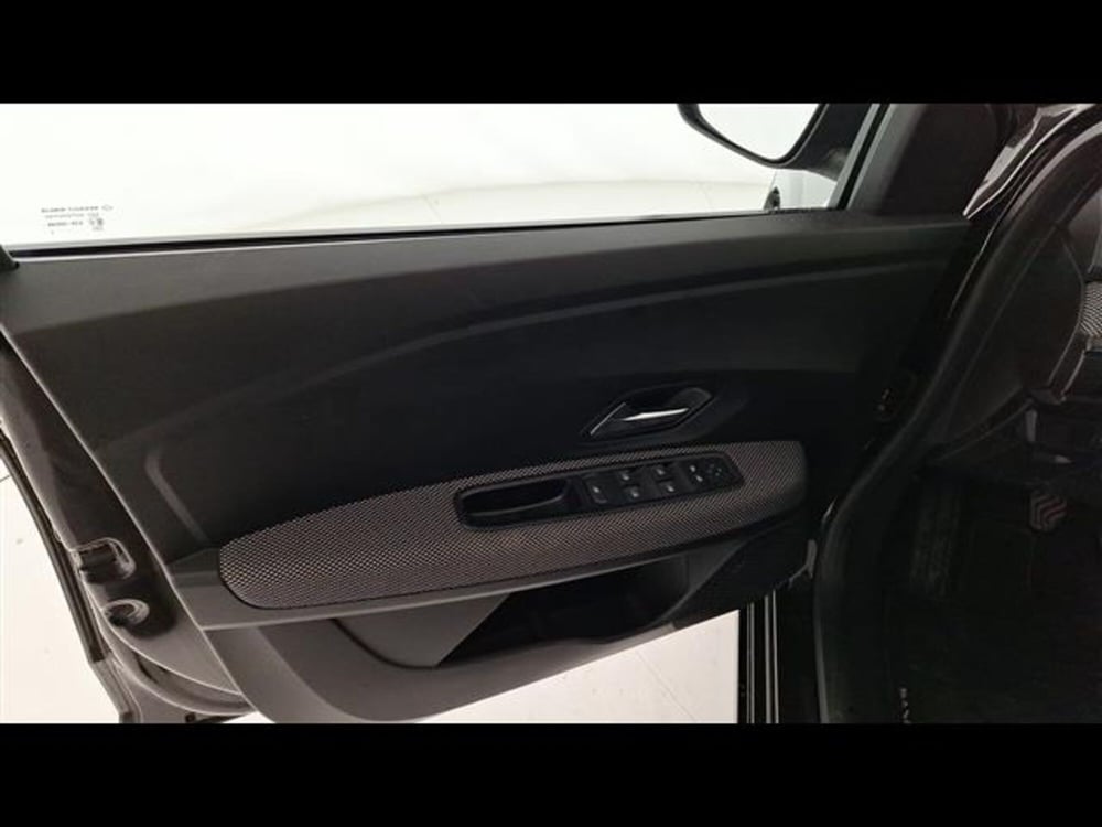 Dacia Sandero usata a Milano (11)
