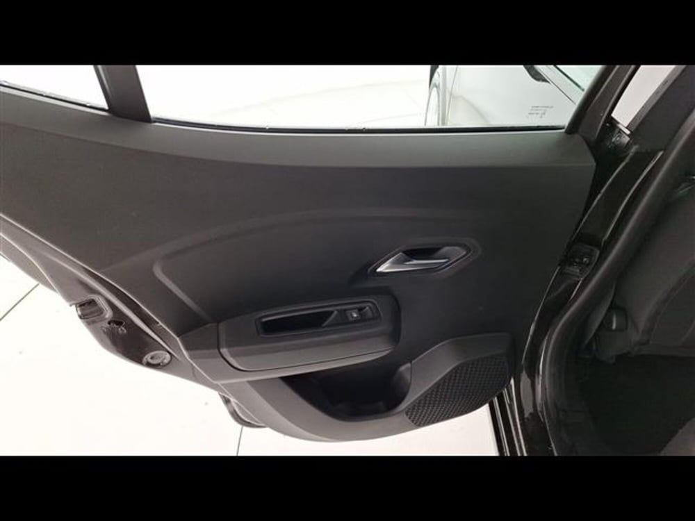Dacia Sandero usata a Milano (9)