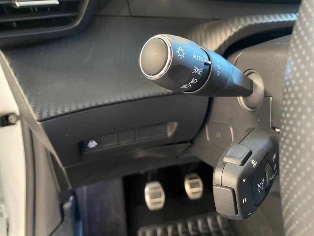 Peugeot 208 usata a Torino (14)