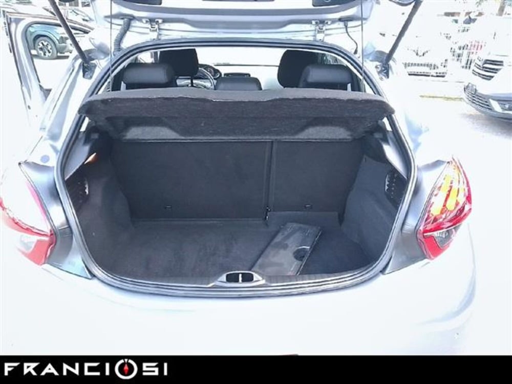 Peugeot 208 usata a Modena (12)