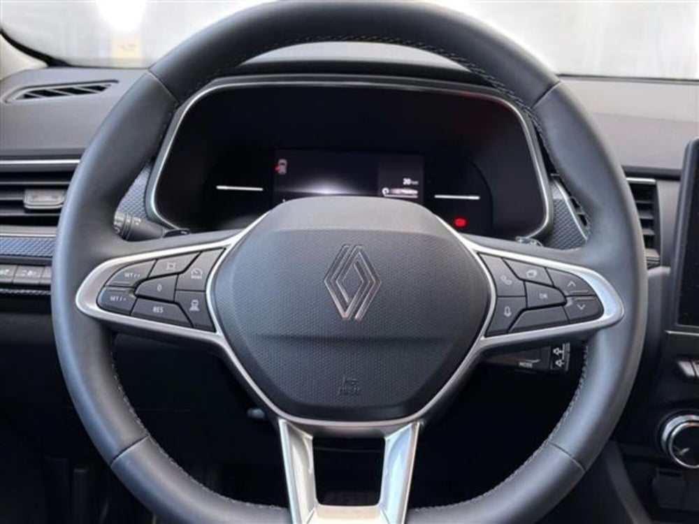 Renault Arkana nuova a Livorno (11)