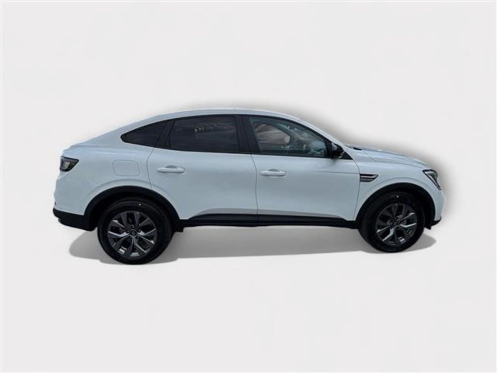Renault Arkana nuova a Livorno (6)