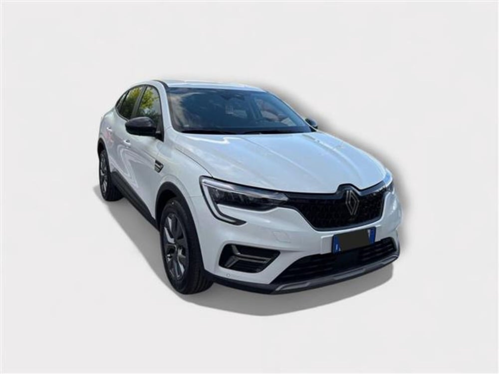 Renault Arkana nuova a Livorno (7)