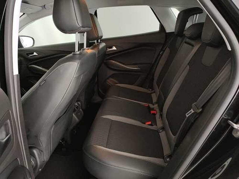 Opel Grandland X usata a Barletta-Andria-Trani (12)