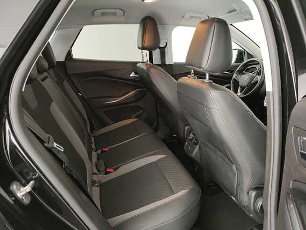 Opel Grandland X usata a Barletta-Andria-Trani (16)