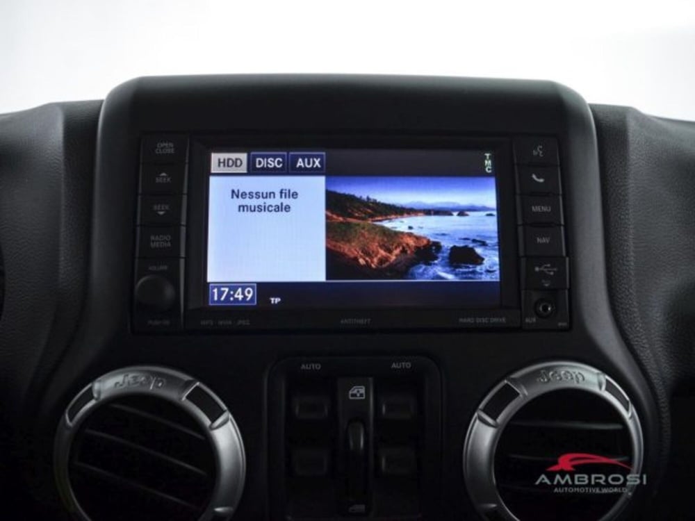 Jeep Wrangler usata a Perugia (15)