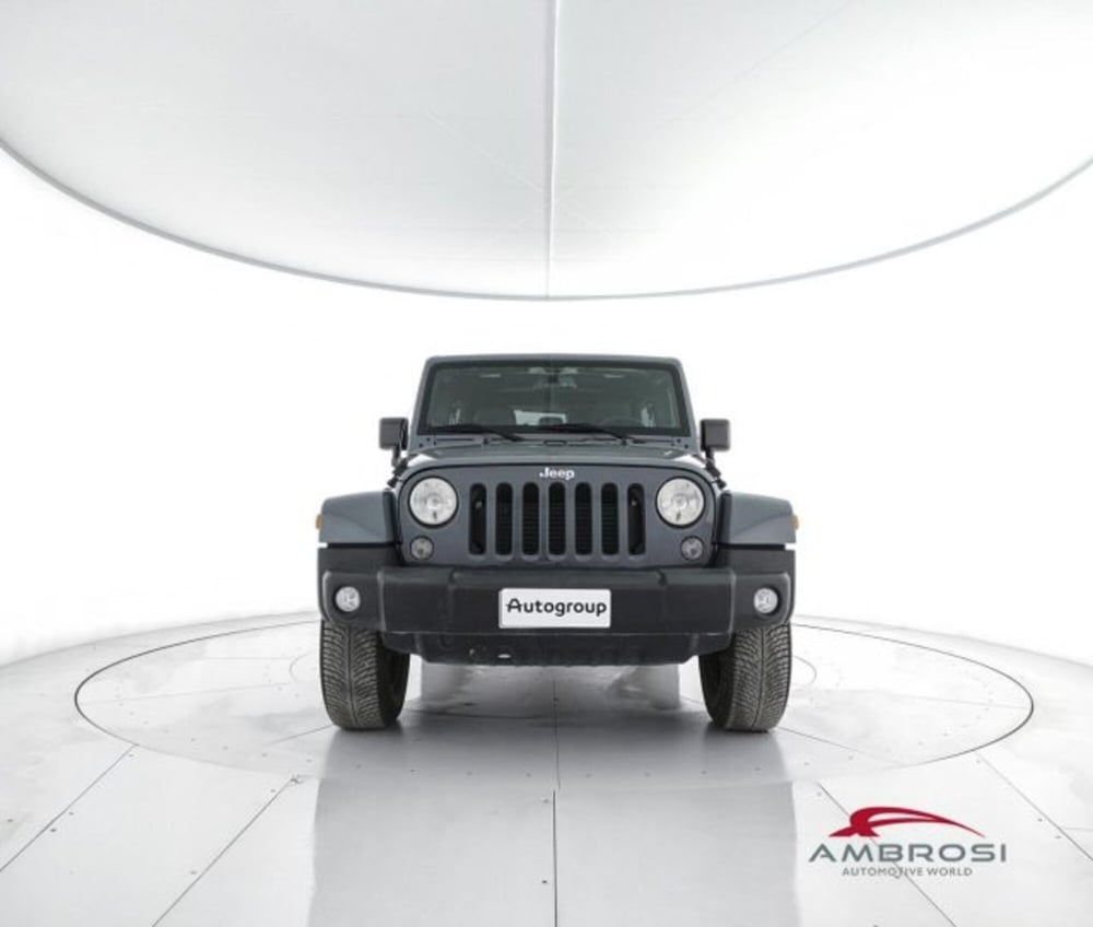 Jeep Wrangler usata a Perugia (5)