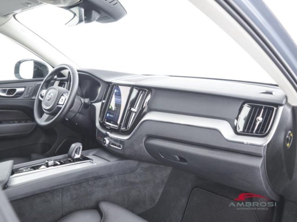 Volvo XC60 usata a Perugia (12)