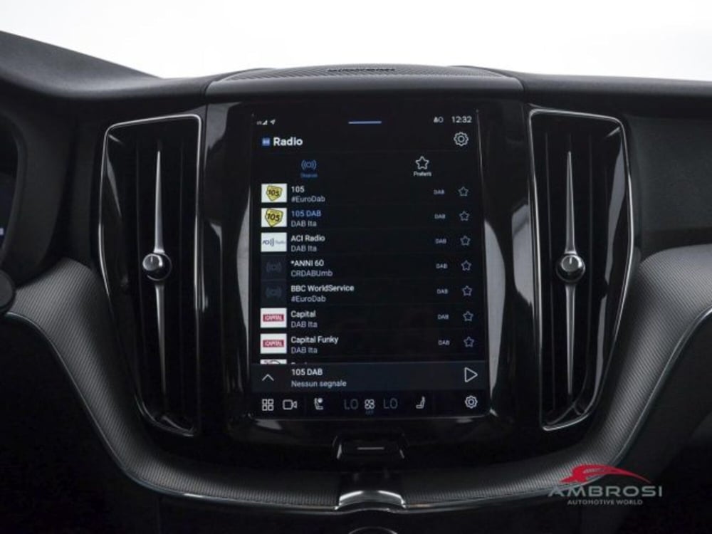 Volvo XC60 usata a Perugia (14)