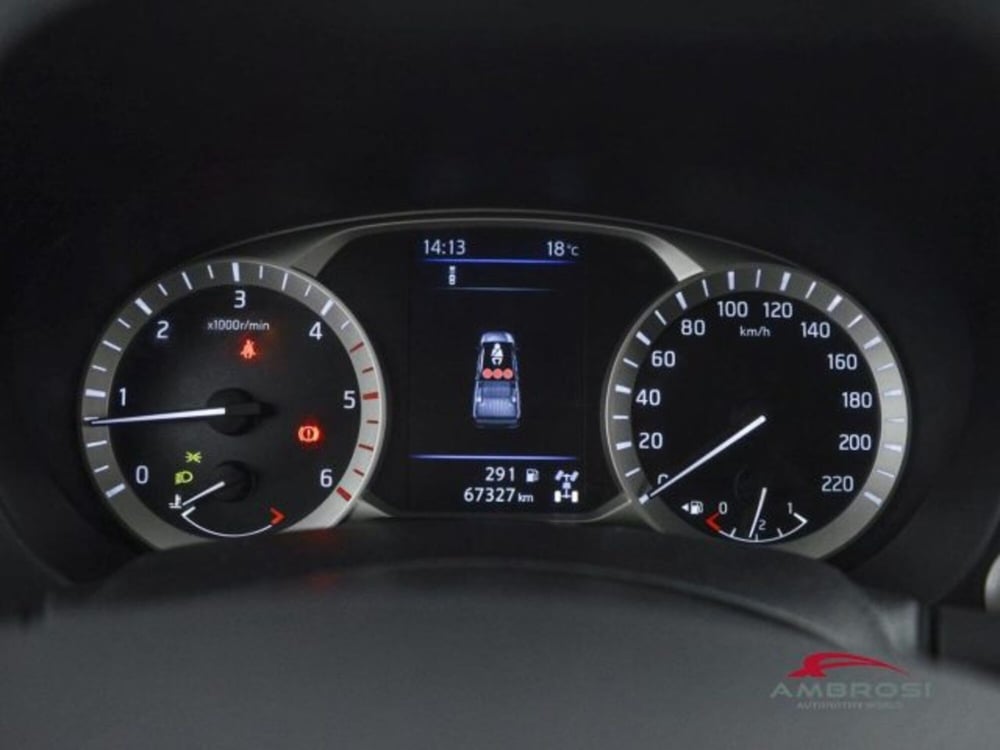 Nissan Navara usata a Perugia (13)