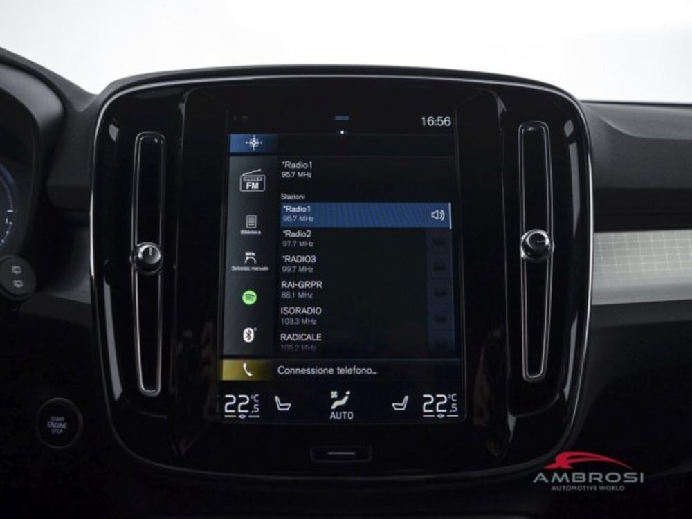 Volvo XC40 usata a Perugia (14)