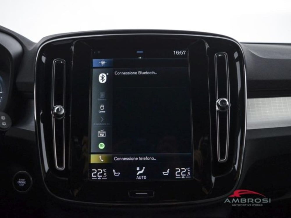 Volvo XC40 usata a Perugia (15)