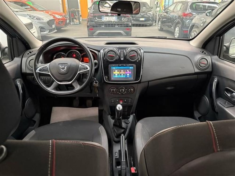 Dacia Sandero usata a Cremona (10)