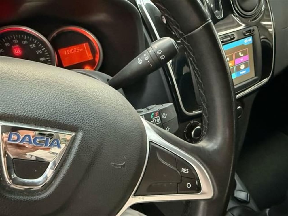 Dacia Sandero usata a Cremona (15)