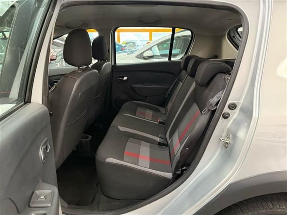 Dacia Sandero usata a Cremona (7)