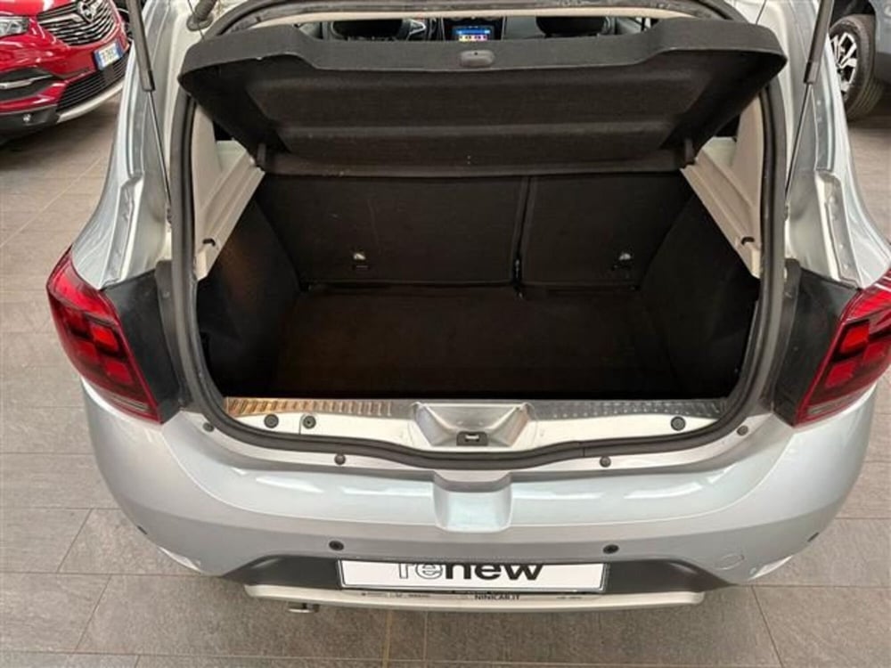 Dacia Sandero usata a Cremona (8)