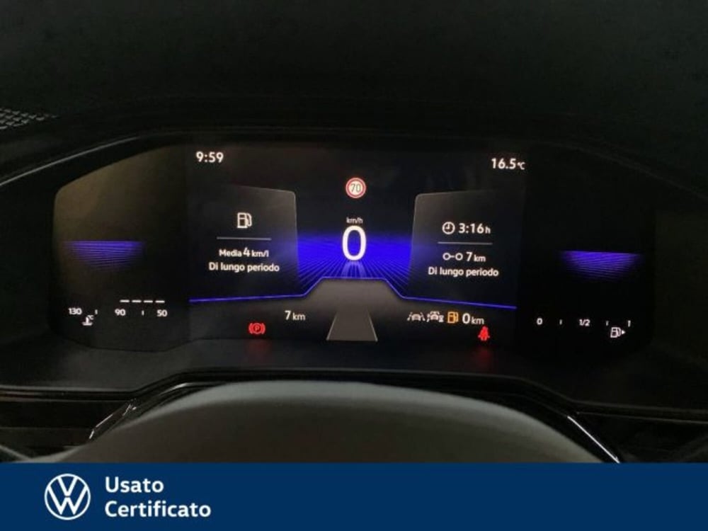 Volkswagen Polo nuova a Vicenza (12)