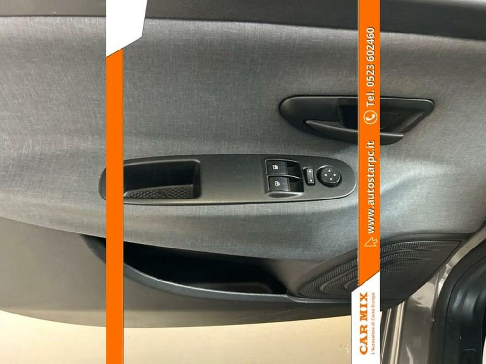 Lancia Ypsilon usata a Piacenza (12)