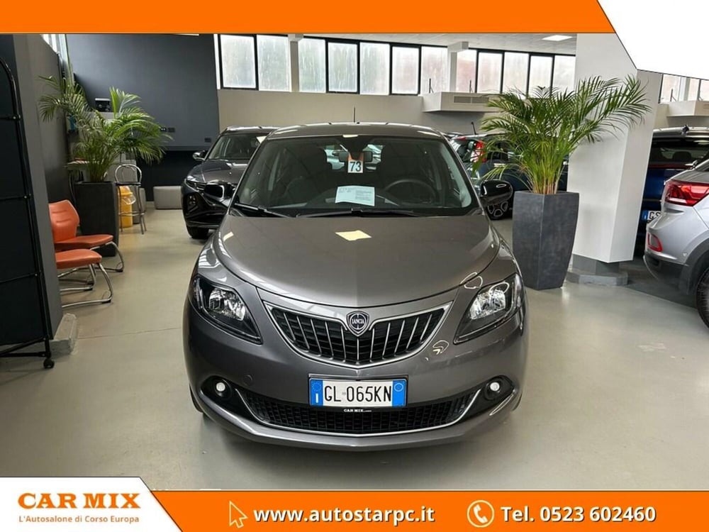 Lancia Ypsilon usata a Piacenza (2)