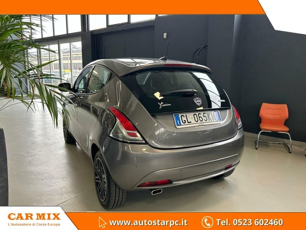 Lancia Ypsilon usata a Piacenza (6)