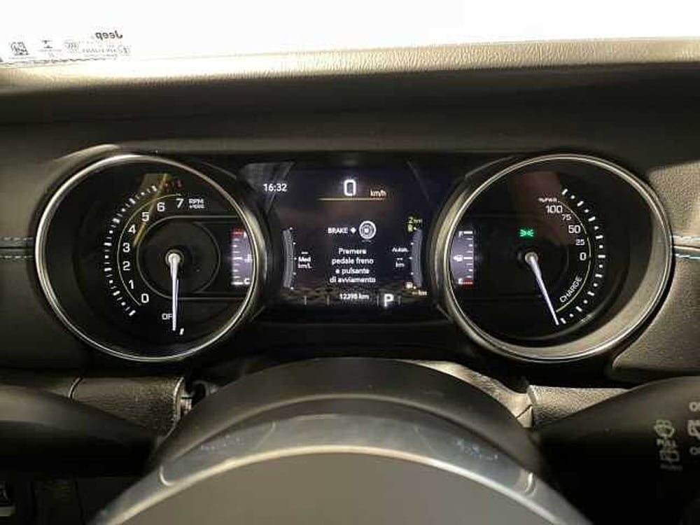 Jeep Wrangler Unlimited usata a Ravenna (14)