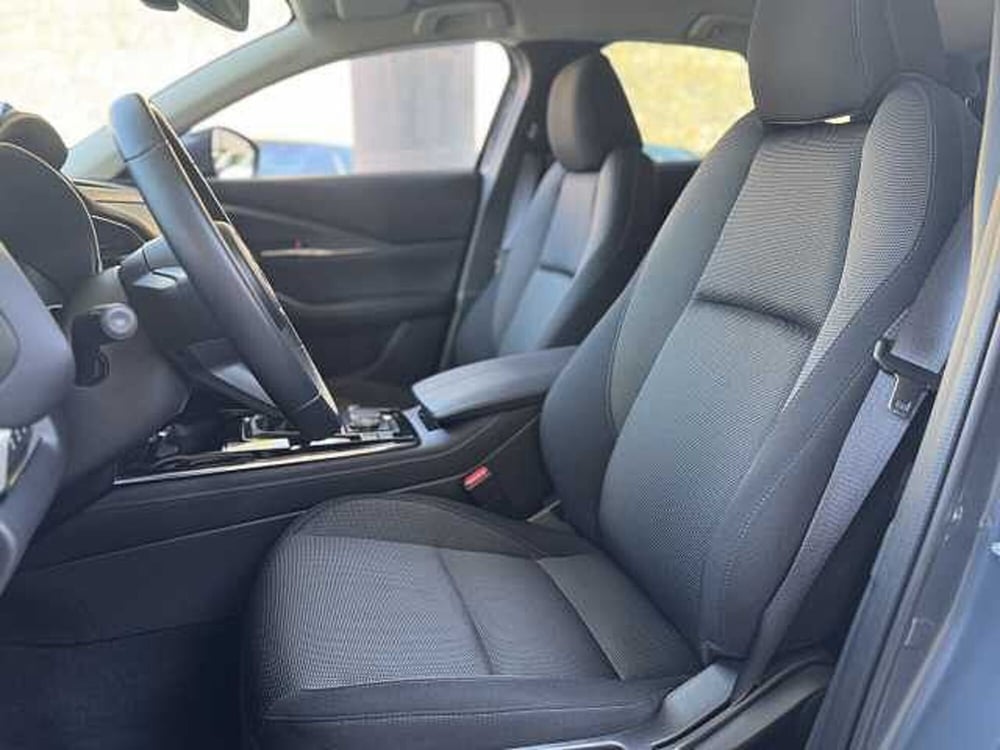 Mazda CX-30 usata a Genova (8)