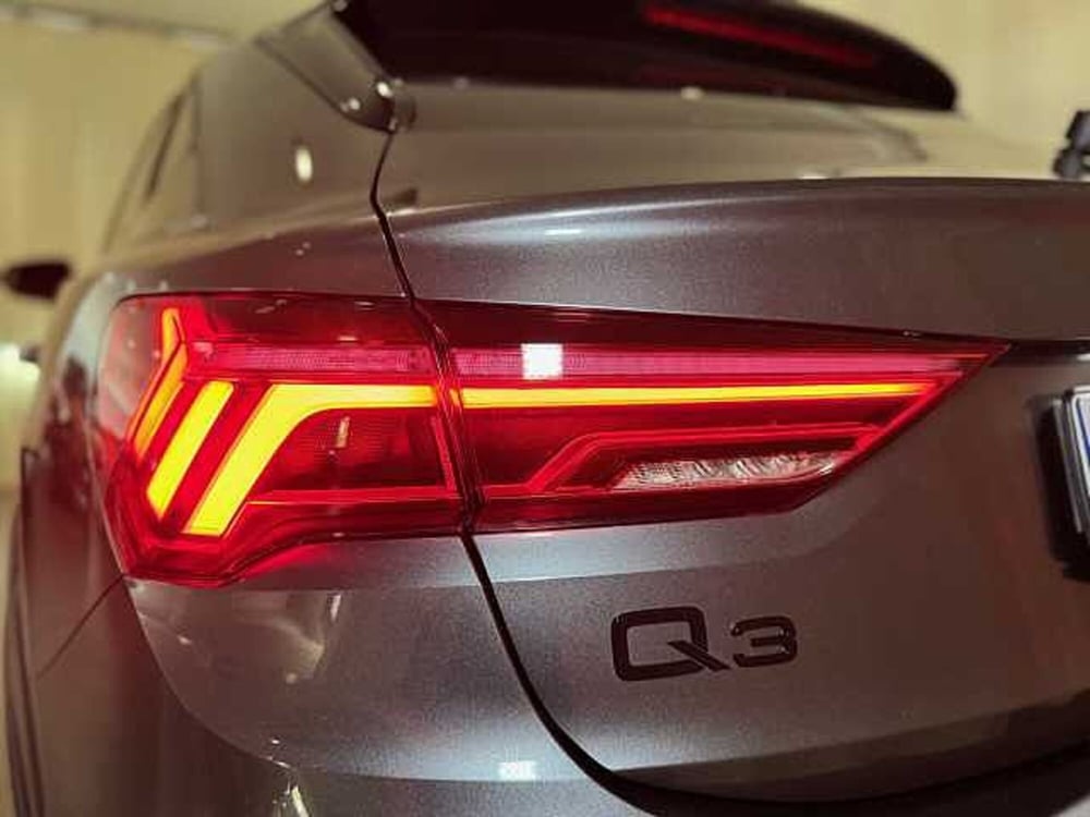 Audi Q3 Sportback usata a Genova (12)
