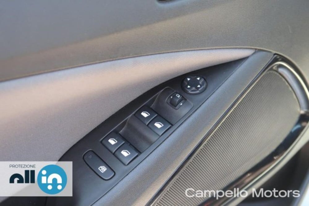 Opel Crossland X usata a Venezia (16)
