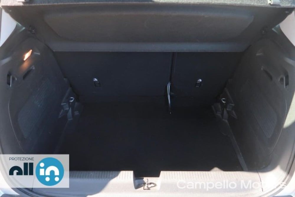 Opel Crossland X usata a Venezia (18)