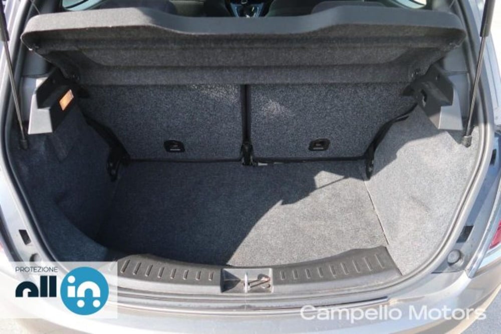 Lancia Ypsilon usata a Venezia (15)