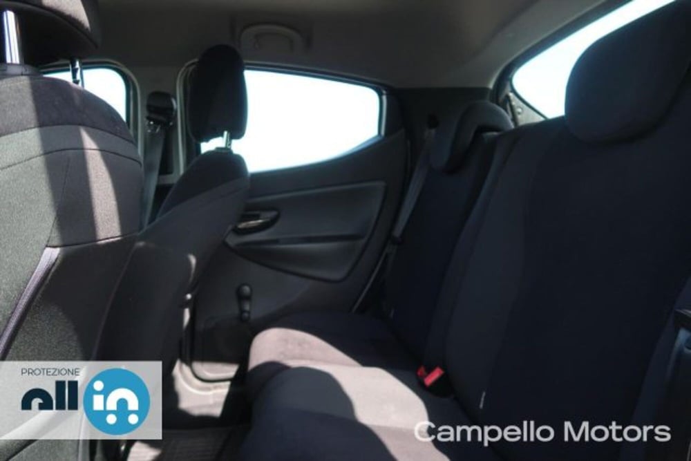 Lancia Ypsilon usata a Venezia (6)