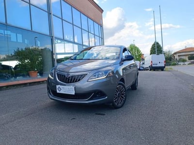 Lancia Ypsilon 1.0 FireFly 5 porte S&amp;S Hybrid Ecochic Gold del 2024 usata a Castelfranco di Sotto
