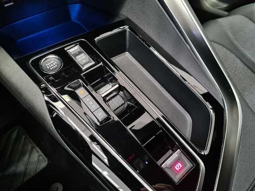 Peugeot 5008 usata a Brescia (20)