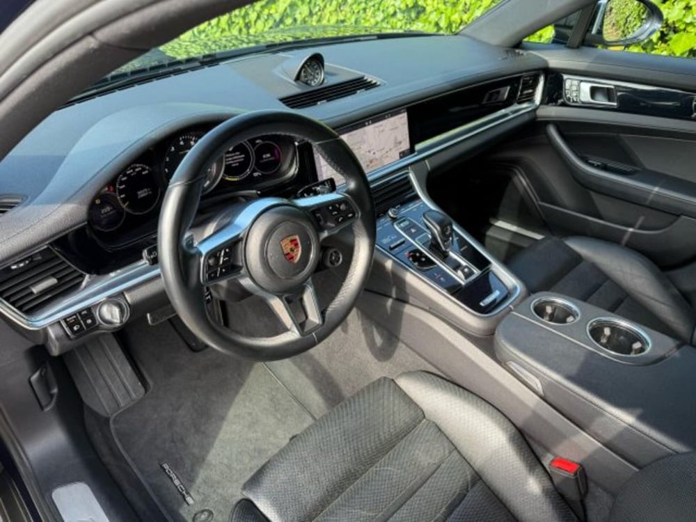 Porsche Panamera usata a Bologna (11)