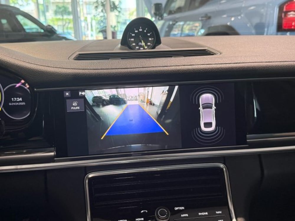 Porsche Panamera usata a Bologna (18)