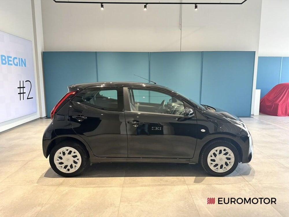 Toyota Aygo usata a Bari (4)