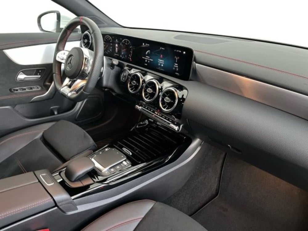 Mercedes-Benz CLA Shooting Brake usata a Verona (16)