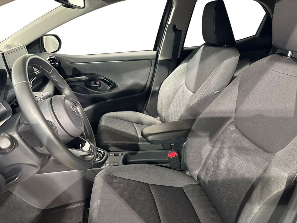 Toyota Yaris usata a Lecco (10)
