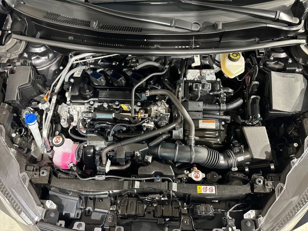 Toyota Yaris usata a Lecco (16)