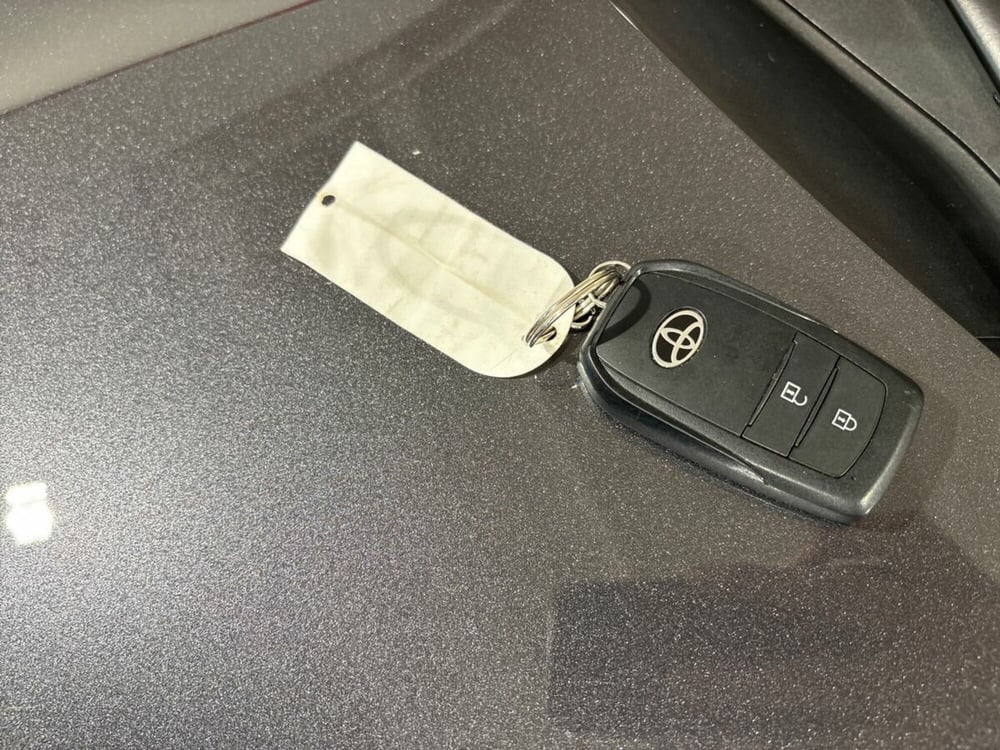 Toyota Yaris usata a Lecco (17)