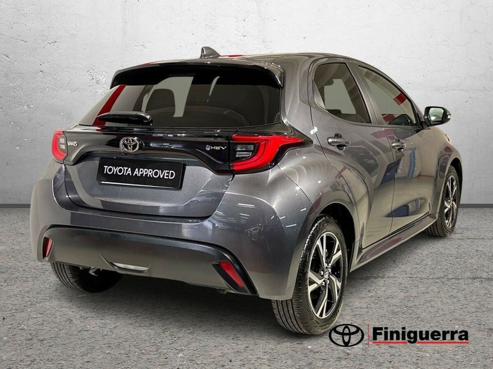 Toyota Yaris usata a Lecco (4)